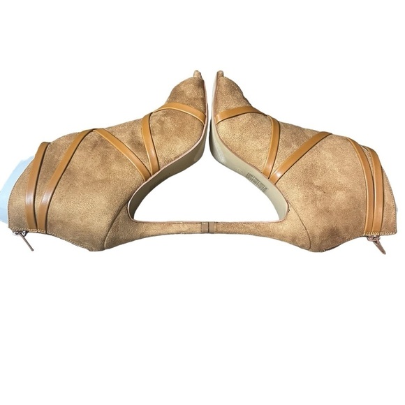 Journee Collection Cognac Brown Samara Heels Size 6 - Picture 9 of 10